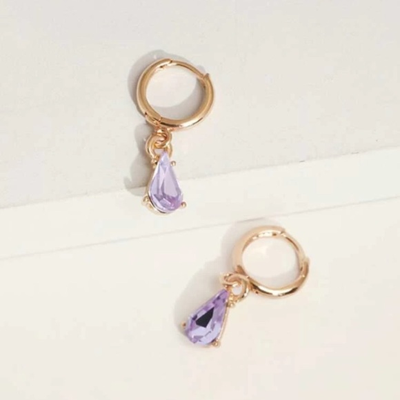 Jewelry - 3/$30 Small Purple Rhinestone Drop Earrings